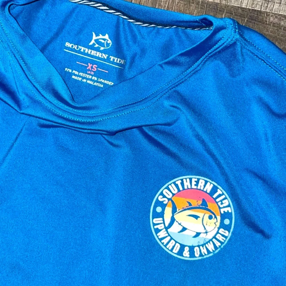 Southern Tide Boys Rashguard XS 4/5 Swim Shirt UPF Long Sleeve Blue EUC